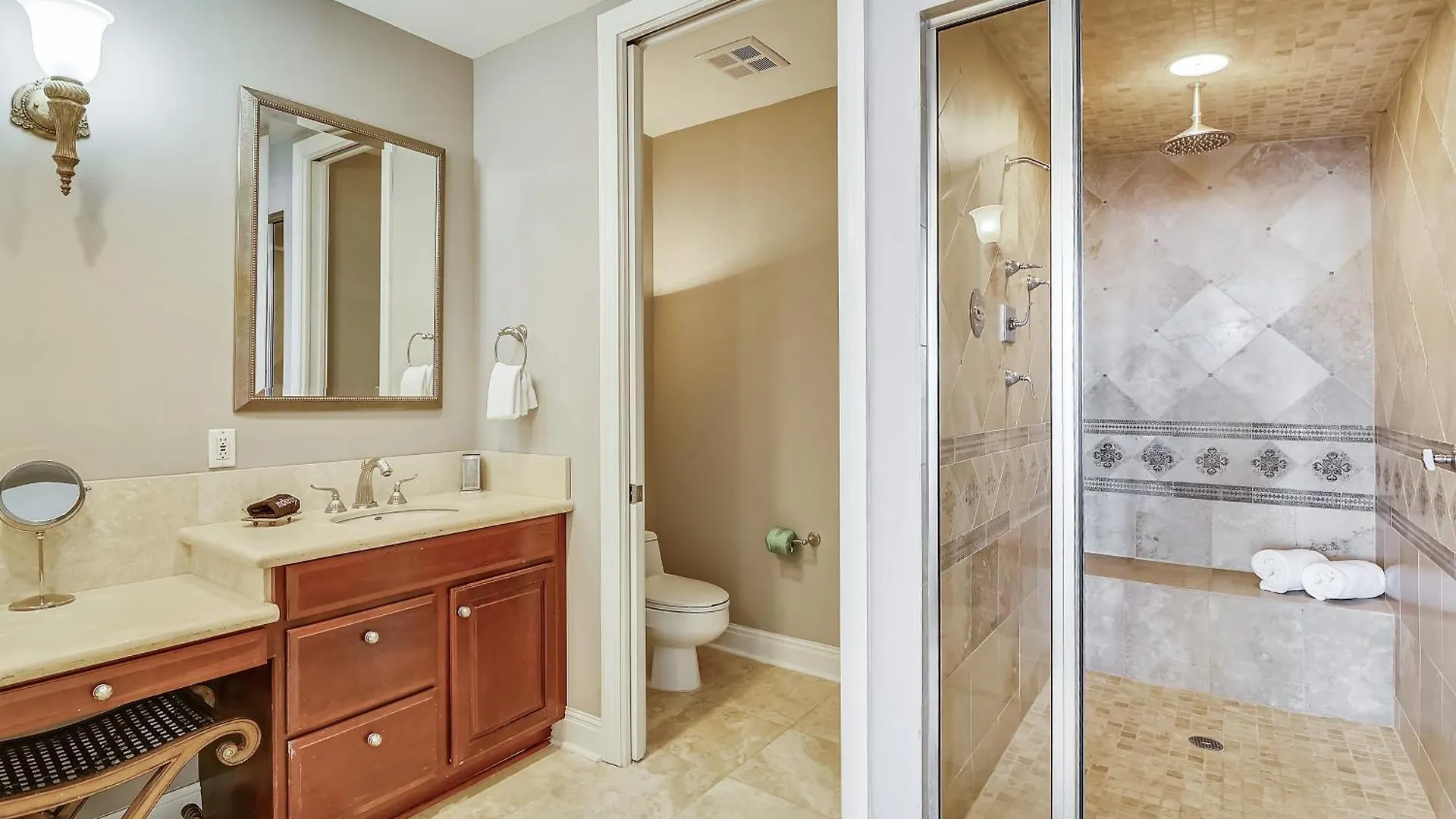 Silver Beach 1905E- By Holiday Isle Properties Destin Apartment