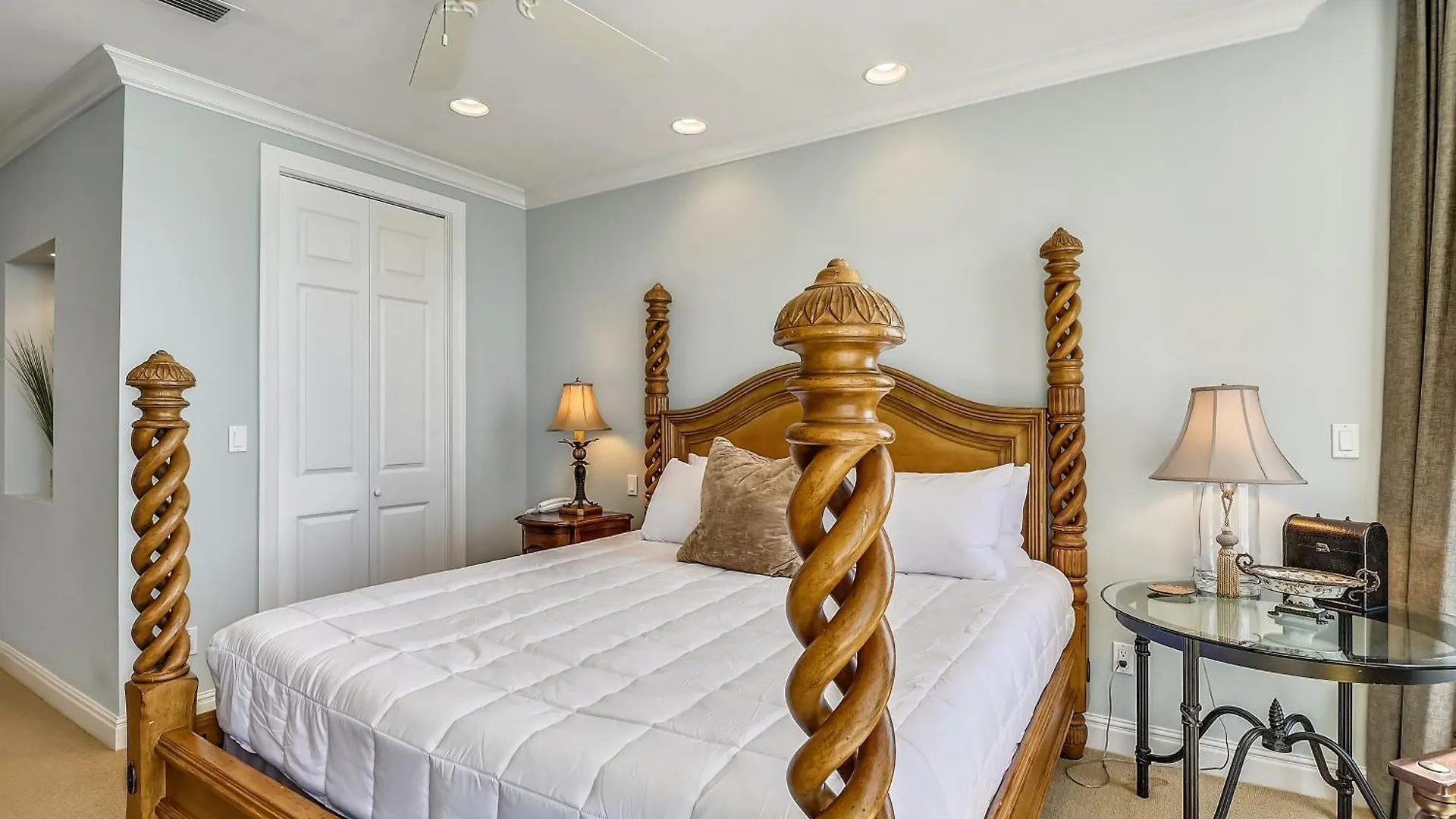Silver Beach 1905E- By Holiday Isle Properties Destin 0*,  United States