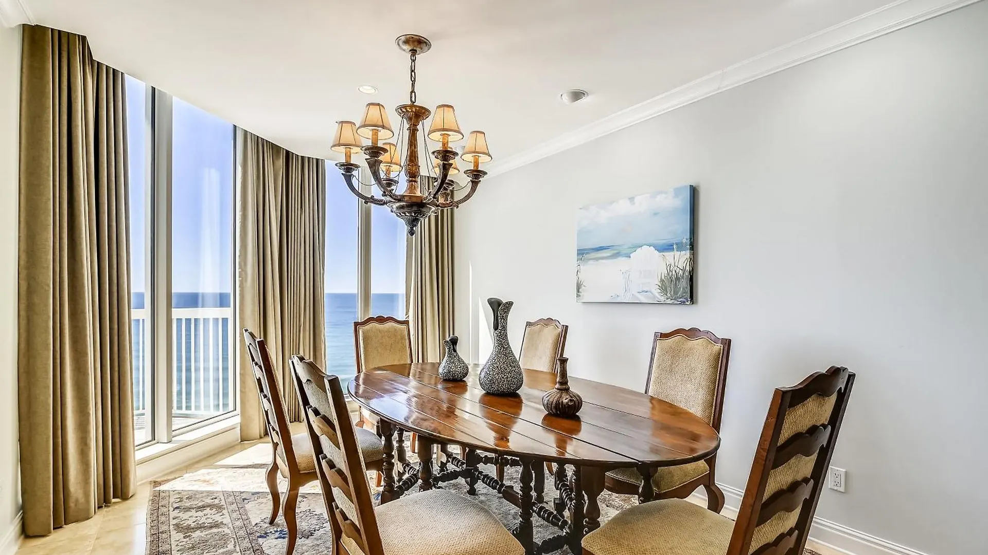 Silver Beach 1905E- By Holiday Isle Properties Destin Apartment
